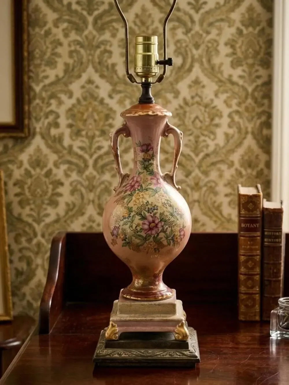 Vintage Beckwith China Hand Painted Floral Porcelain Table Lamp Gilt